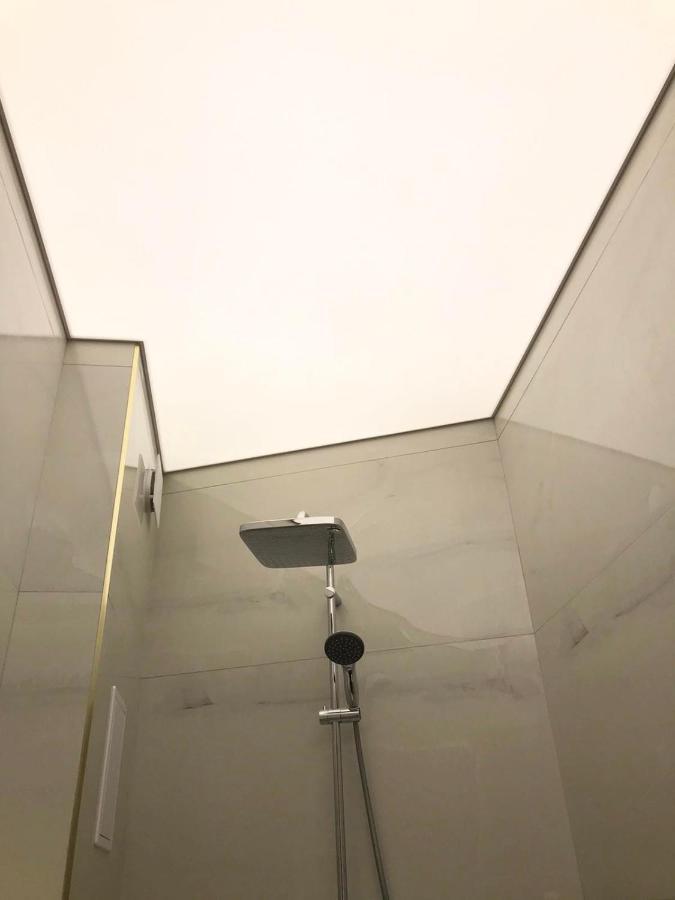 Smart Apartment Mir Varna Esterno foto